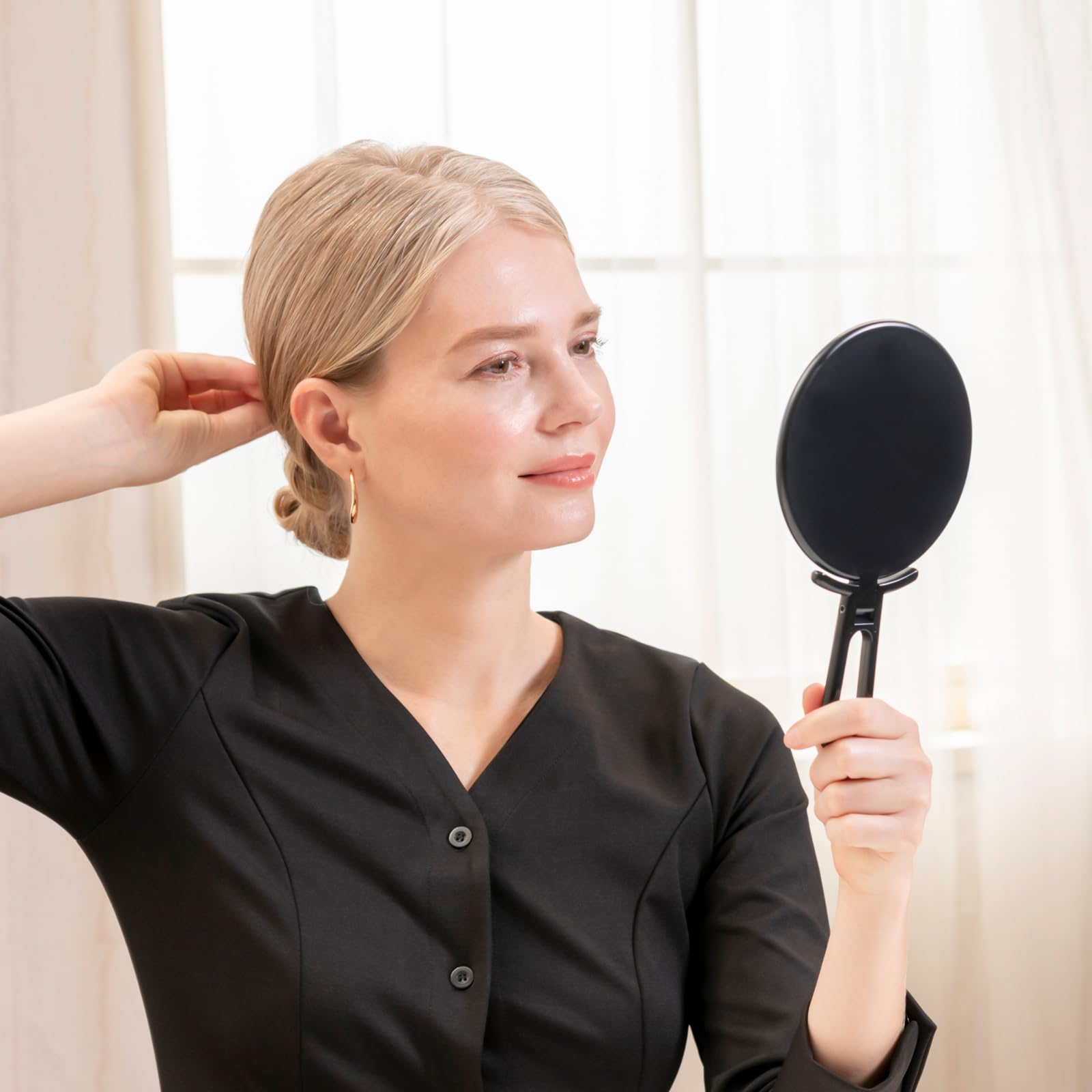 Napure Mirror Stand and Handheld Mirror for True Skin Color Black