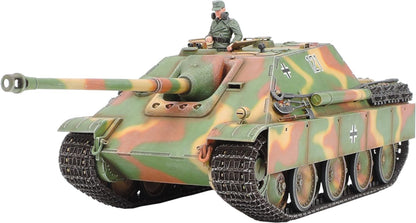 TAMIYA 1/35 Scale Model German Jagdpanther Late Production Kit