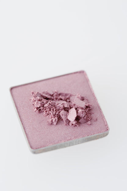 Luamo Natural Eye Color Mauve Pink 1.4g for Beautiful Eyes