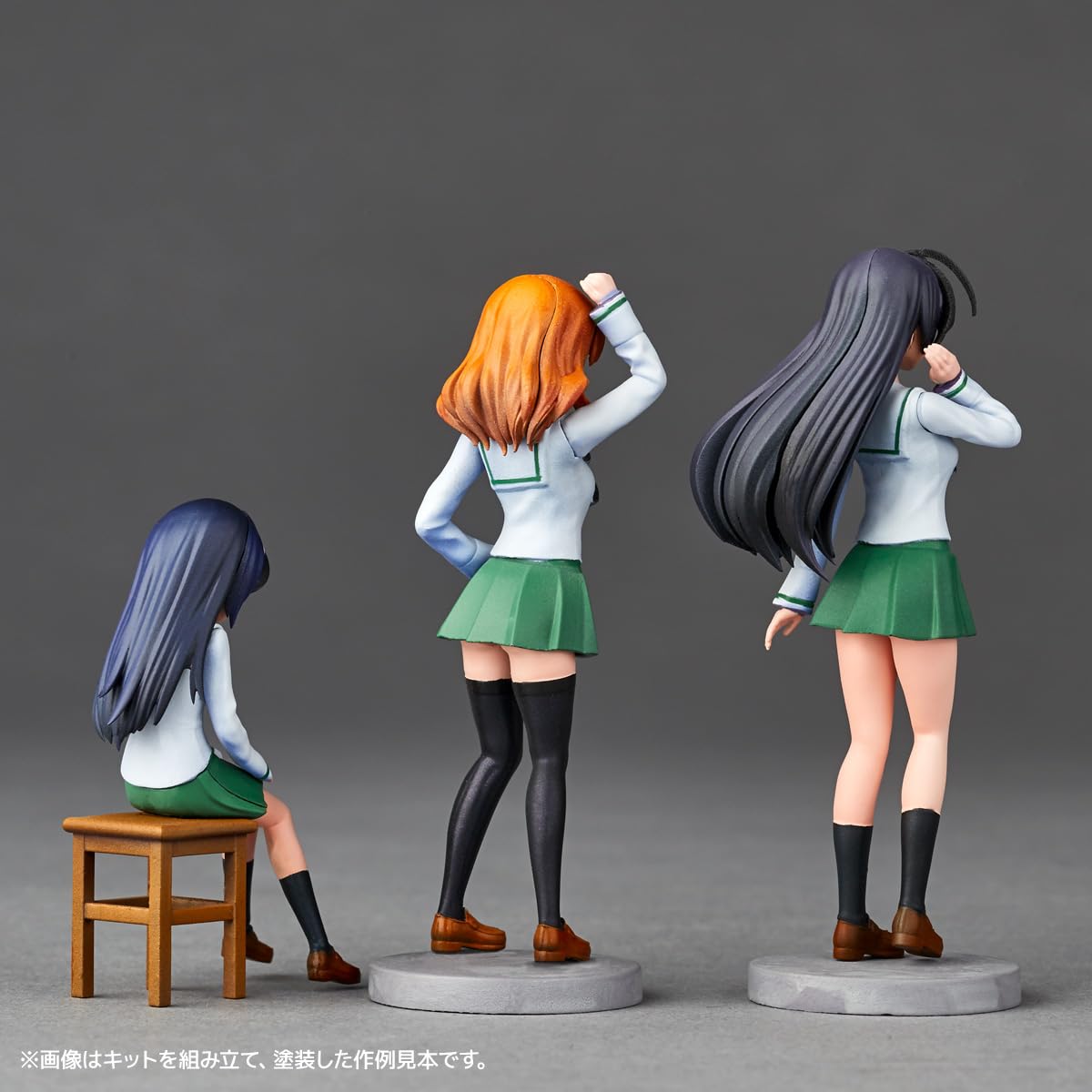 KAIYODO ARTPLA Girls und Panzer Garage Set B 1/24 Scale Model Kit