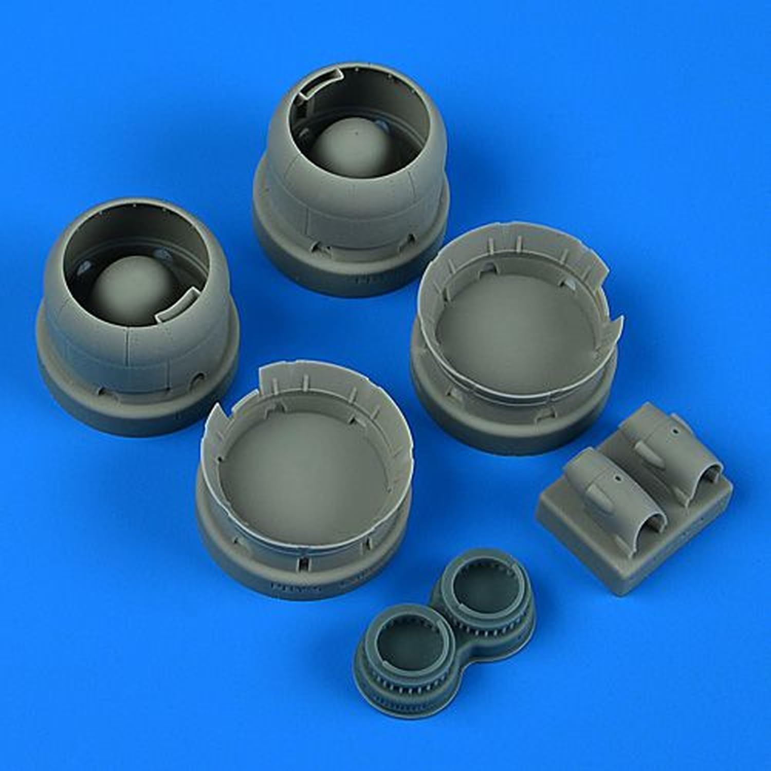 Quickboost PBY-5 Catalina Cowling with Cooling Flaps for Model Kits