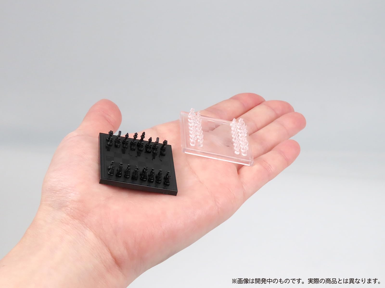 MIC Chess Figure Set Clear and Black Plastic Kit