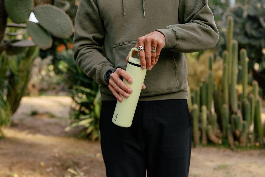 MiiR Wide Mouth Bottle 20oz Vacuum Insulated Cactus Green