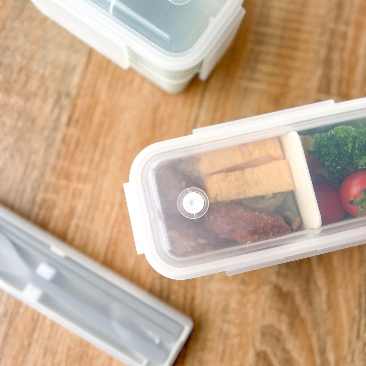 OSK Two-Tier Lunch Box White with Dividers for Easy Meal Prep