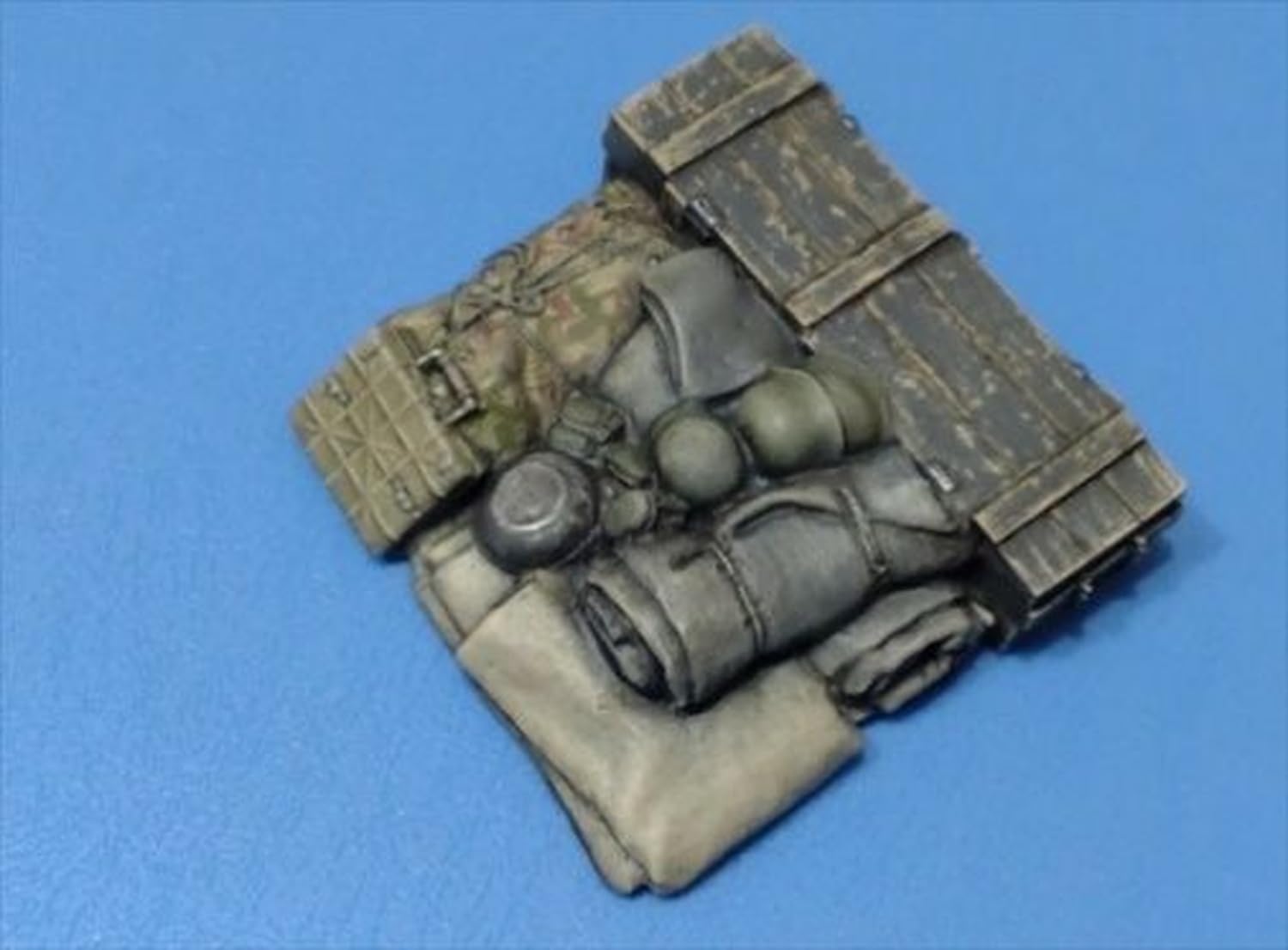 Workshop Shin 1/35 Rear Cargo Set for Early Type Sturmgeschutz Model Kit Parts