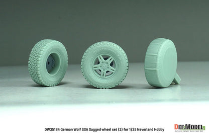 DEF.MODEL 1/35 Scale Model Parts Set with Wolf SSA Tires and Grille