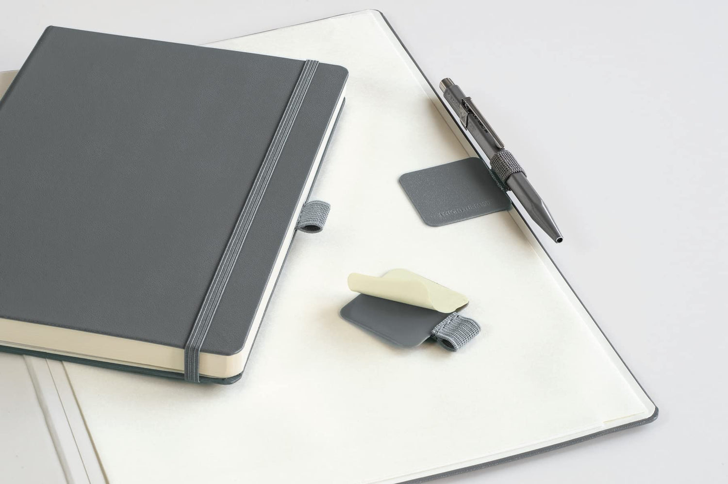 Leuchtturm Pen Holder Sage for Organized Writing