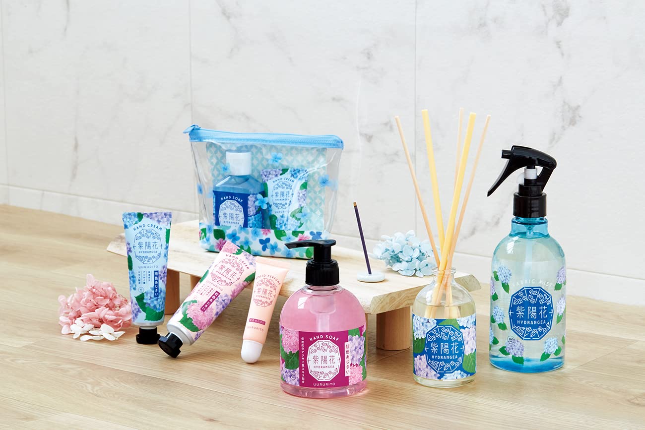 yururito Hydrating Hand Soap Rainy Hydrangea 260mL