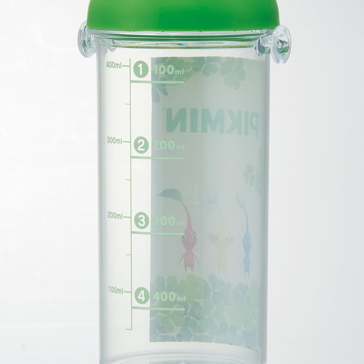 Skater Kids Plastic Water Bottle 480ml with Measurement Pikmin Design