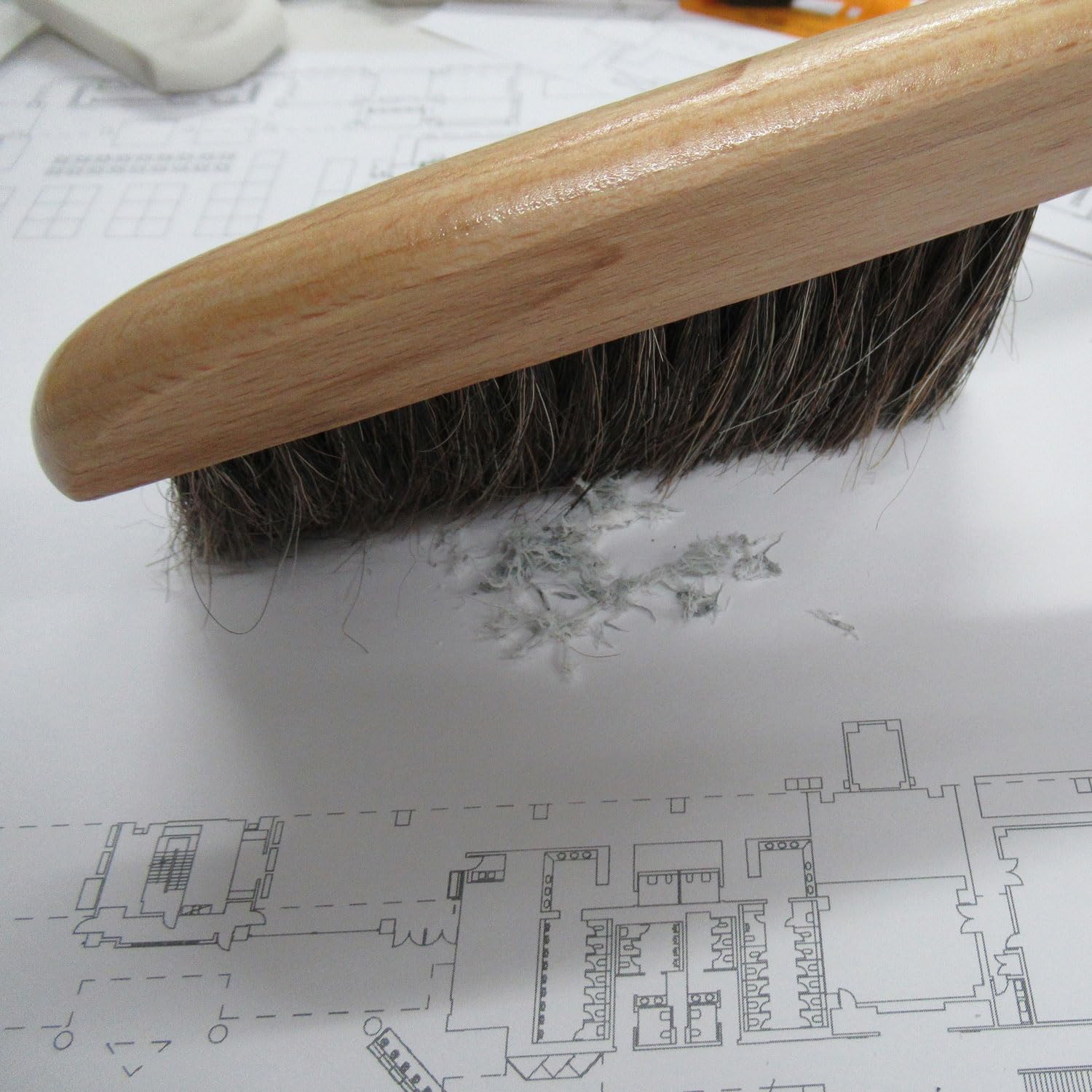 UCHIDA Drawing Instrument Small Brush for Precision Art