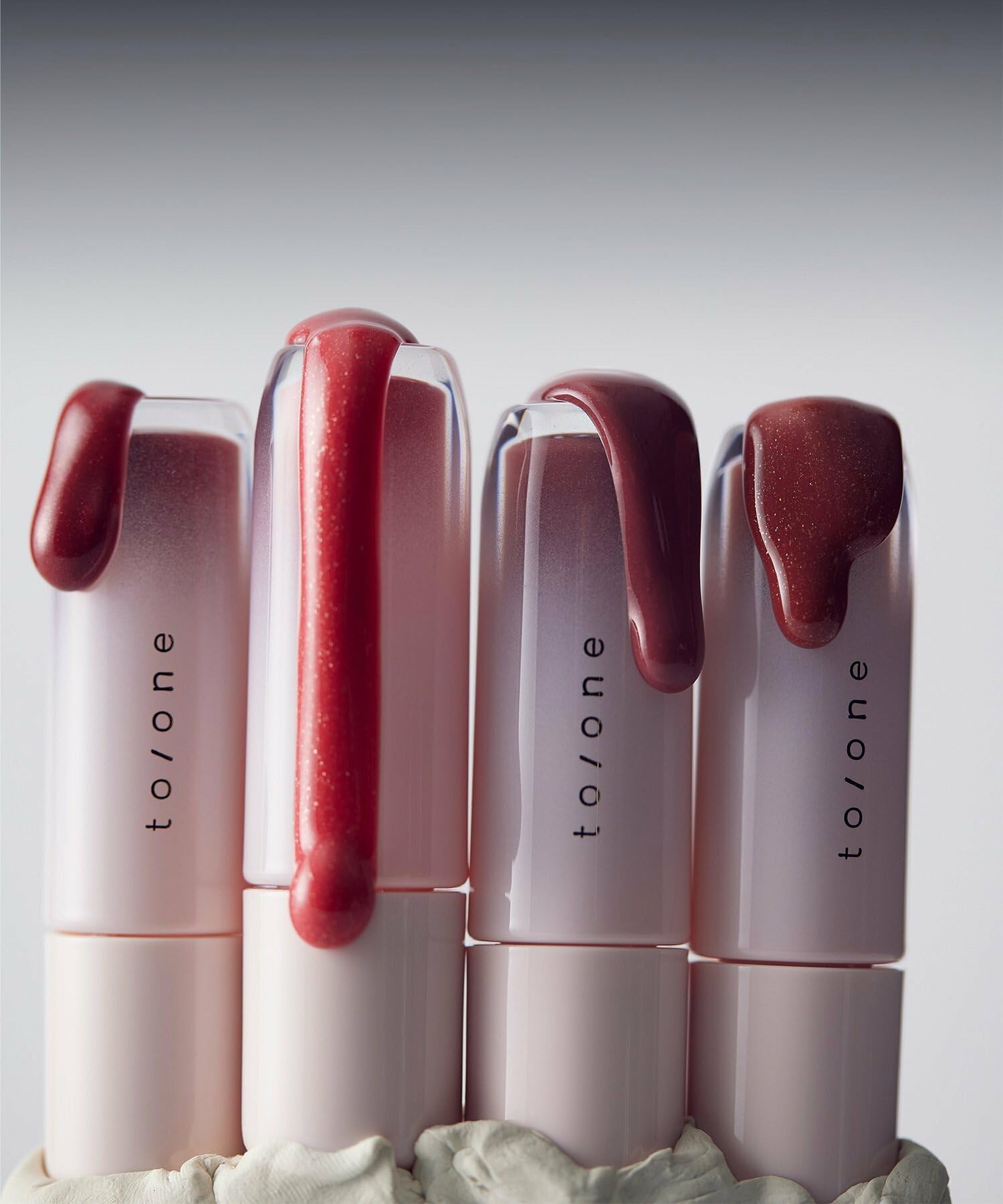 to/one Petal Blooming Gloss 07 Soft Mauve Lip Gloss High Shine
