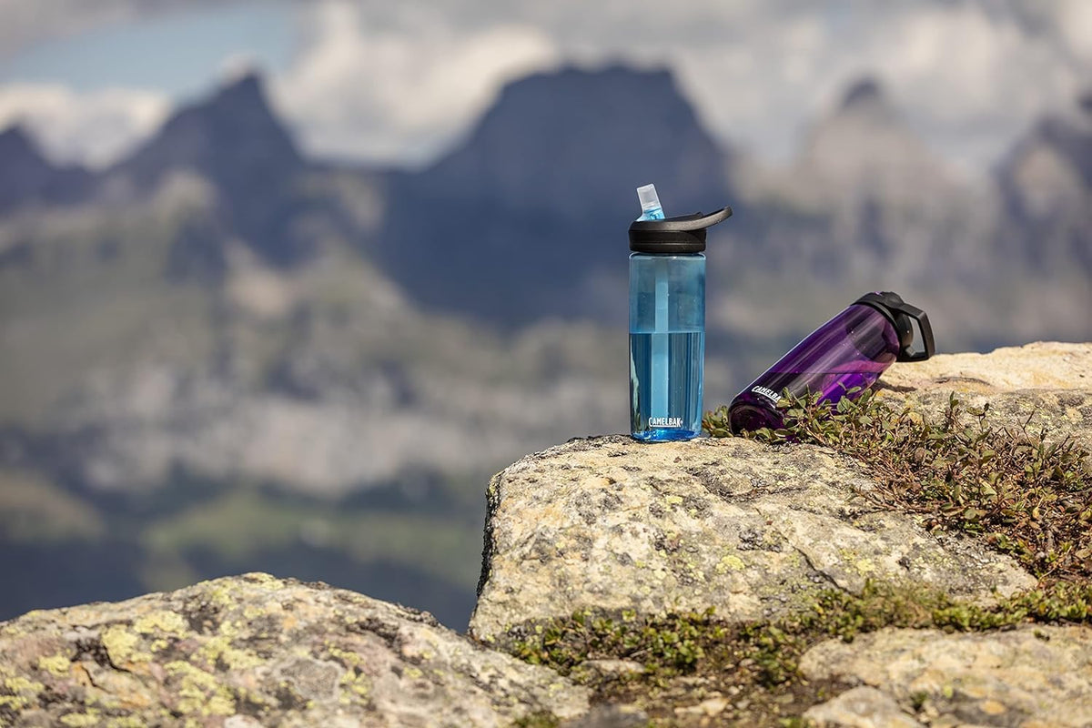 CAMELBAK Eddy Plus Lightweight 1000ml Bottle Made from Tritan Renew