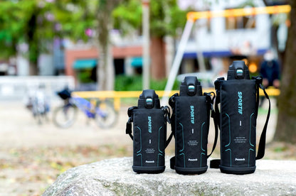 ピーコック魔法瓶工業(The-peacock) ピーコック 水筒 800ml 保冷 真空断熱構造 ワンタッチ 直飲み ポーチ付 本体丸洗いOK ステンレスボトル ブラック AJC-F82 B