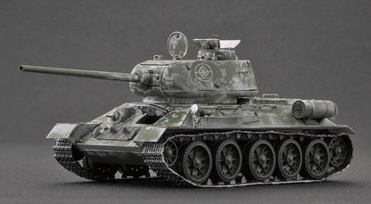 PLATZ 1/35 Scale Model Soviet T-34/85 Tank Kit