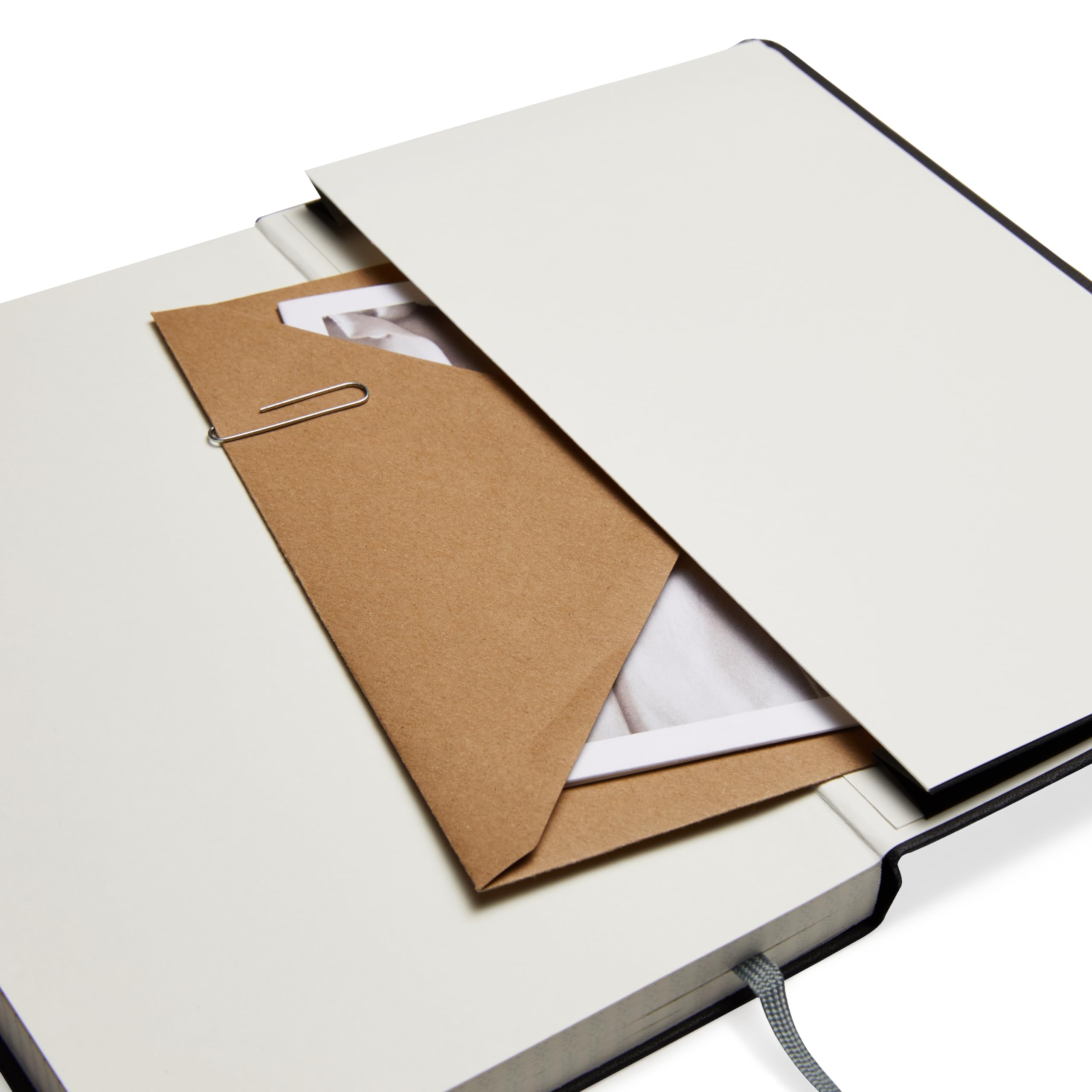 Amazon Basics Classic Notebook Slim 13cm x 21cm Black