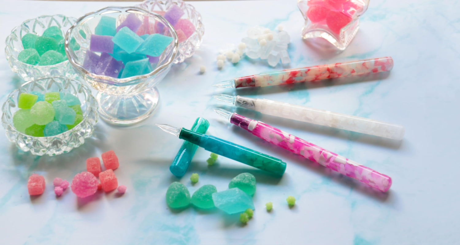 Teranishi Chemical Guitar Glass Pen Aurora Long Cap Jelly Pink
