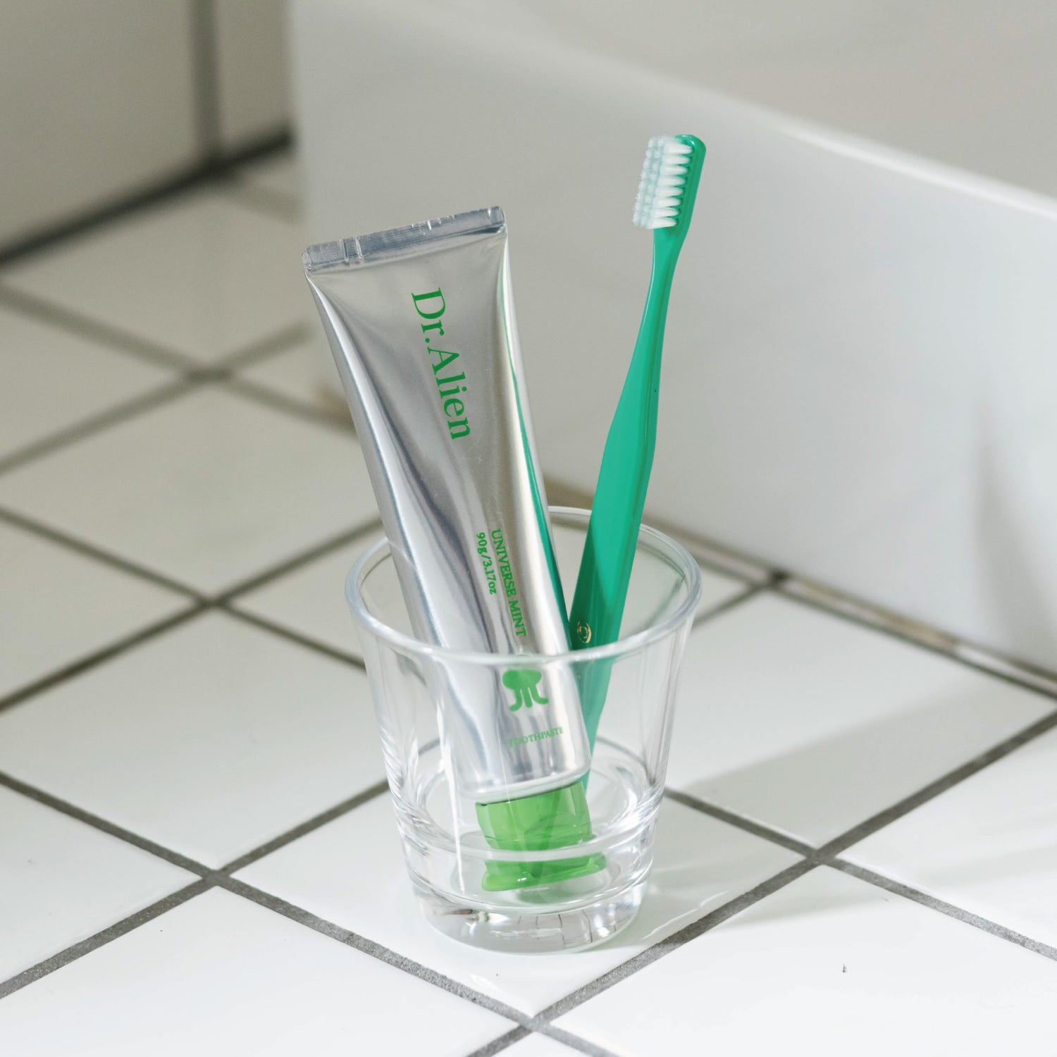 LOTTE Dr.Playful Toothpaste Dr.Alien UniverseMint 120g