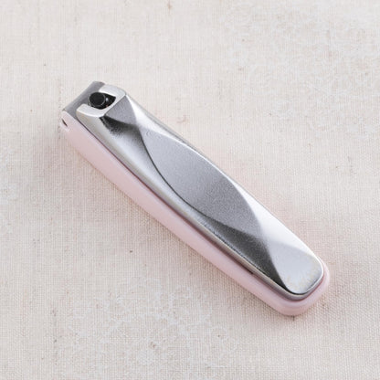 KAI Arch Nail Clipper with Curved Blade and Stopper Case Made in Japan