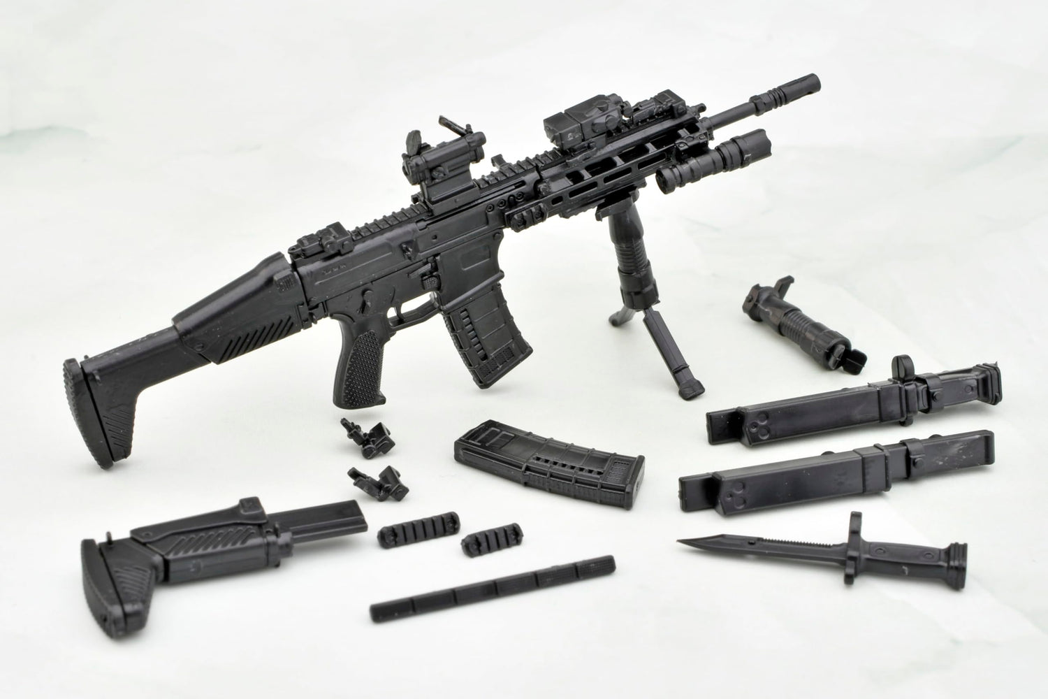 TOMYTEC Little Armory LA076 20 Type 5.56mm Rifle Model Kit