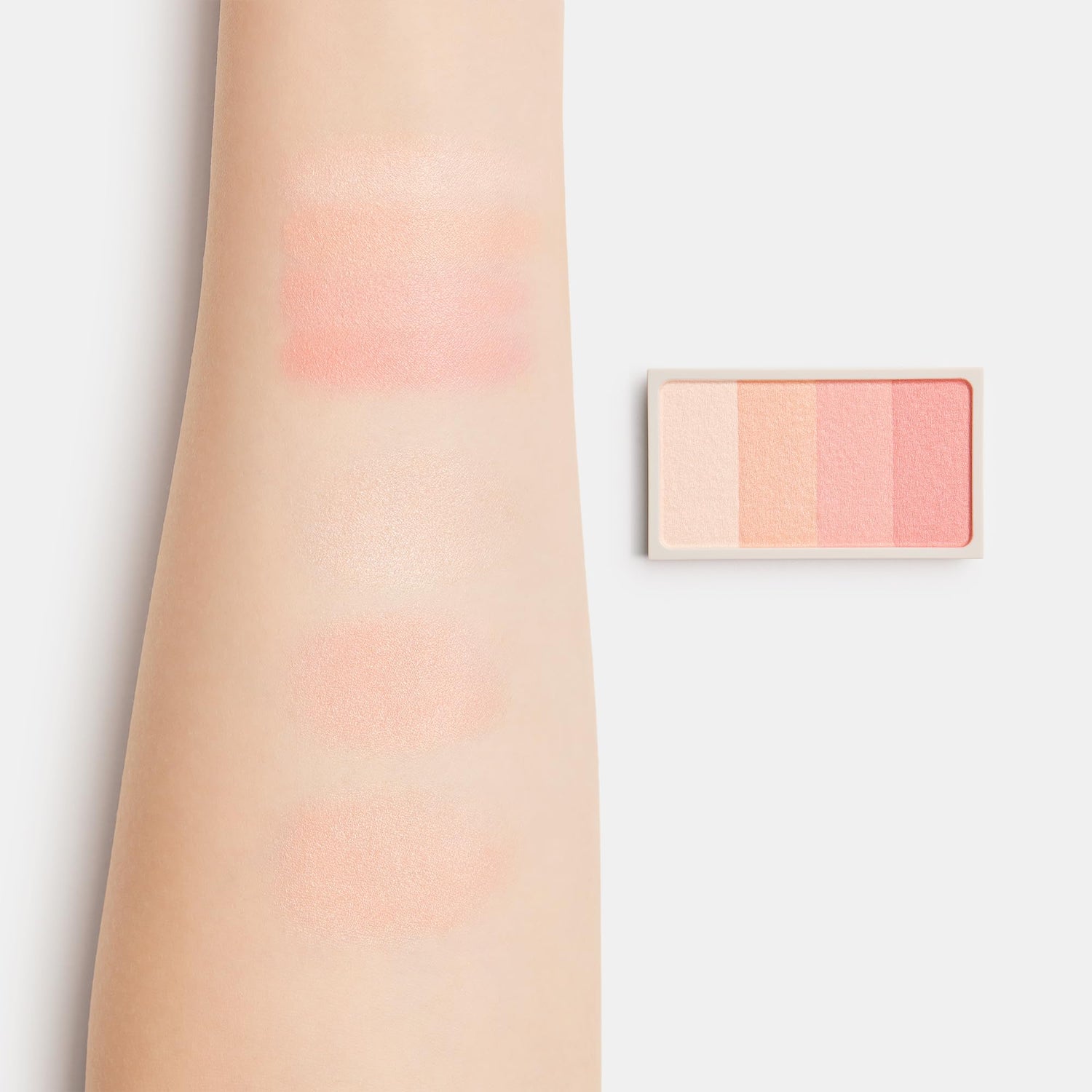Mujirushiryouhin Cheek Color Coral Orange 4.7g