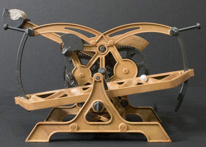 Academy Leonardo da Vinci Manuscript Measuring Clock Model Kit