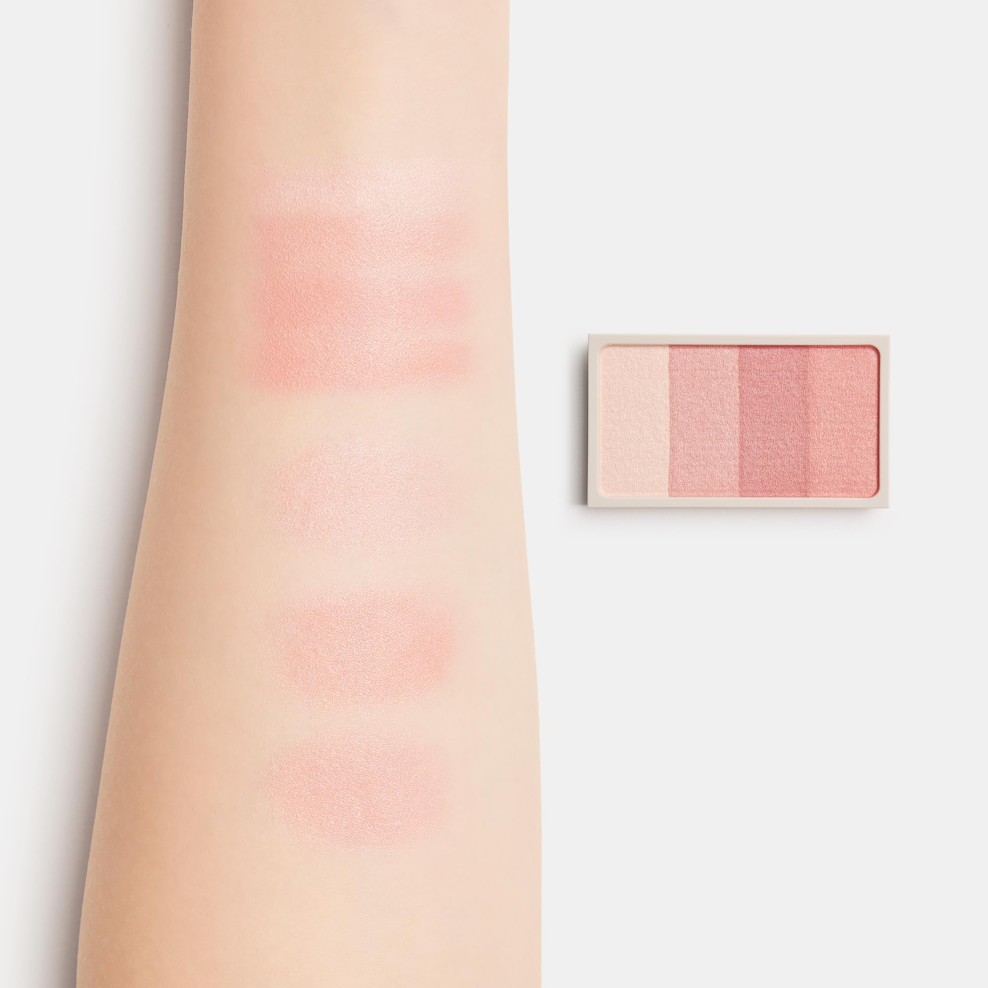 Mujirushiryouhin Blush Color Pink Beige 4.7g for Natural Glow