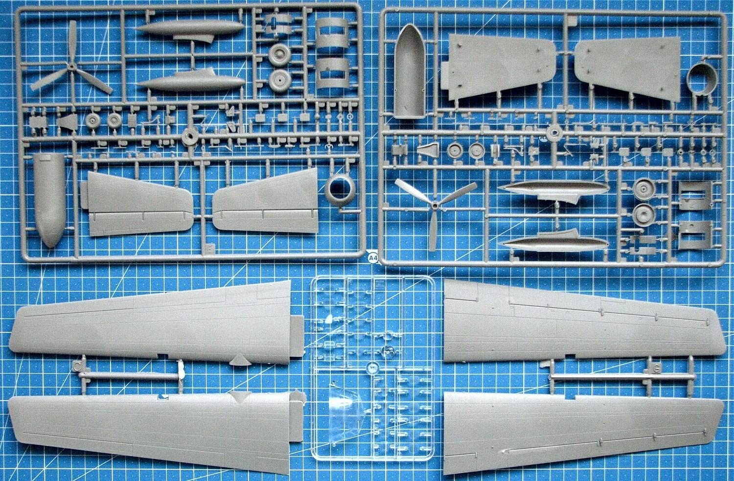 Roden 1/72 Scale Fairchild C-123B Provider Model Kit