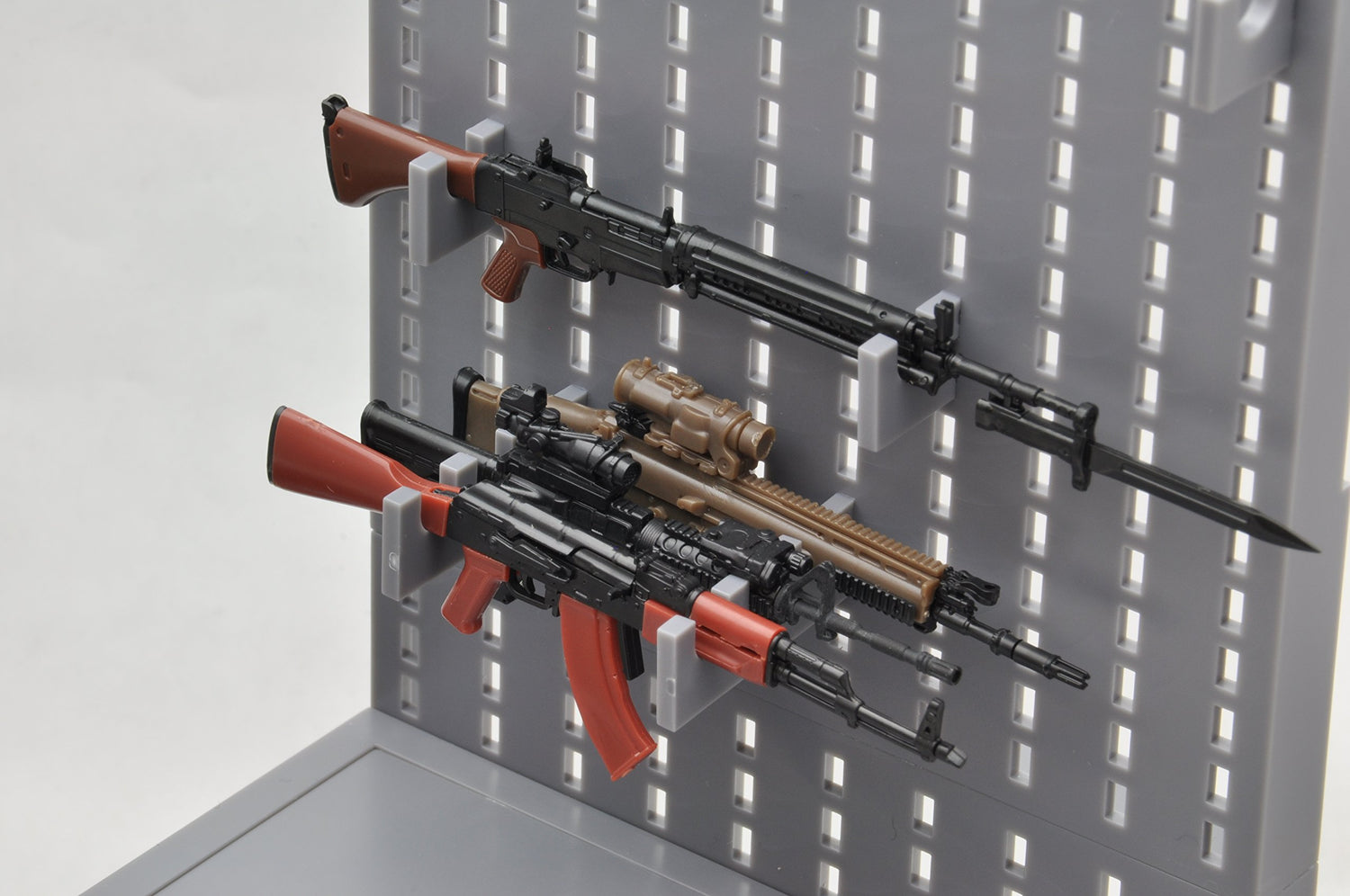 TOMYTEC Little Armory LD008 Gun Rack C Scale Model Kit