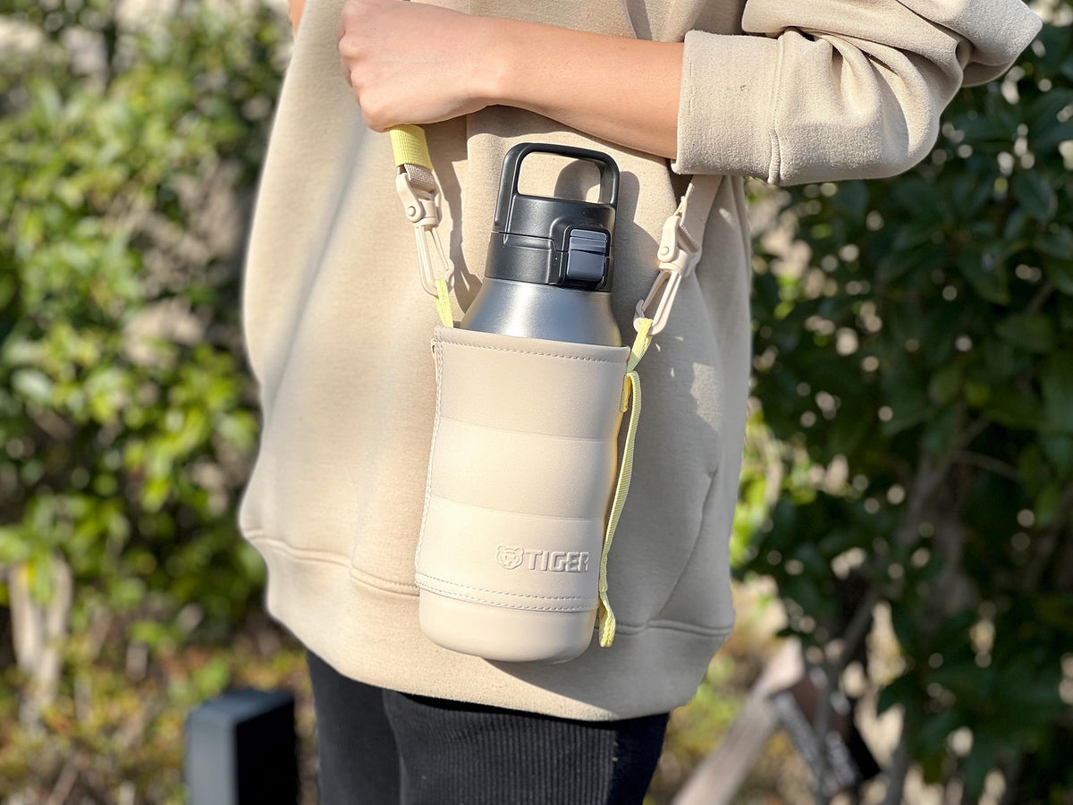 TIGER Vacuum Insulated Bottle 1.2L with Strap and Washable Pouch