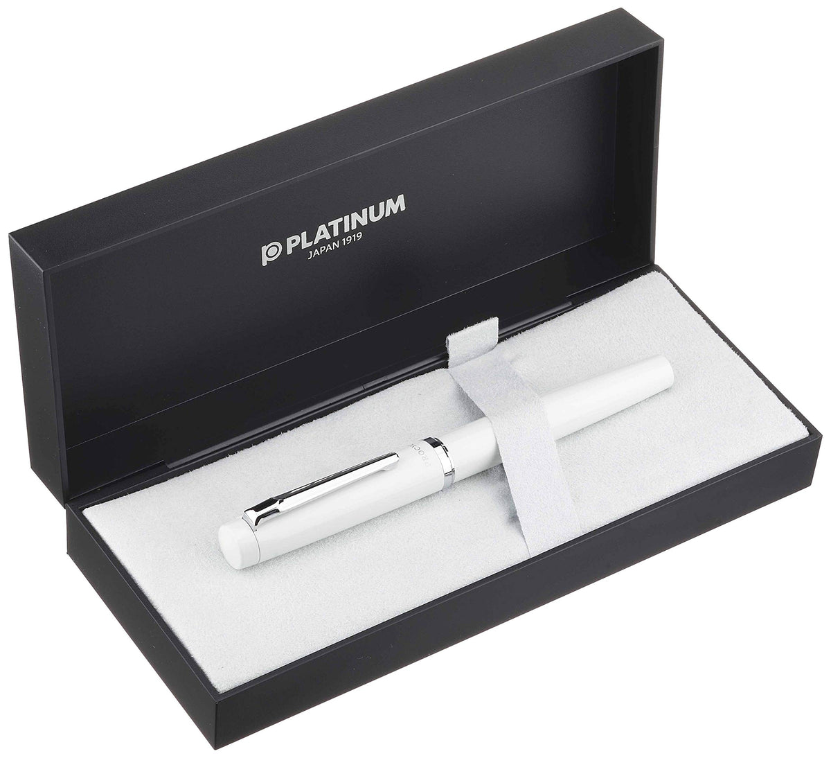 Platinum Fountain Pen Procyon Medium Nib Porcelain White