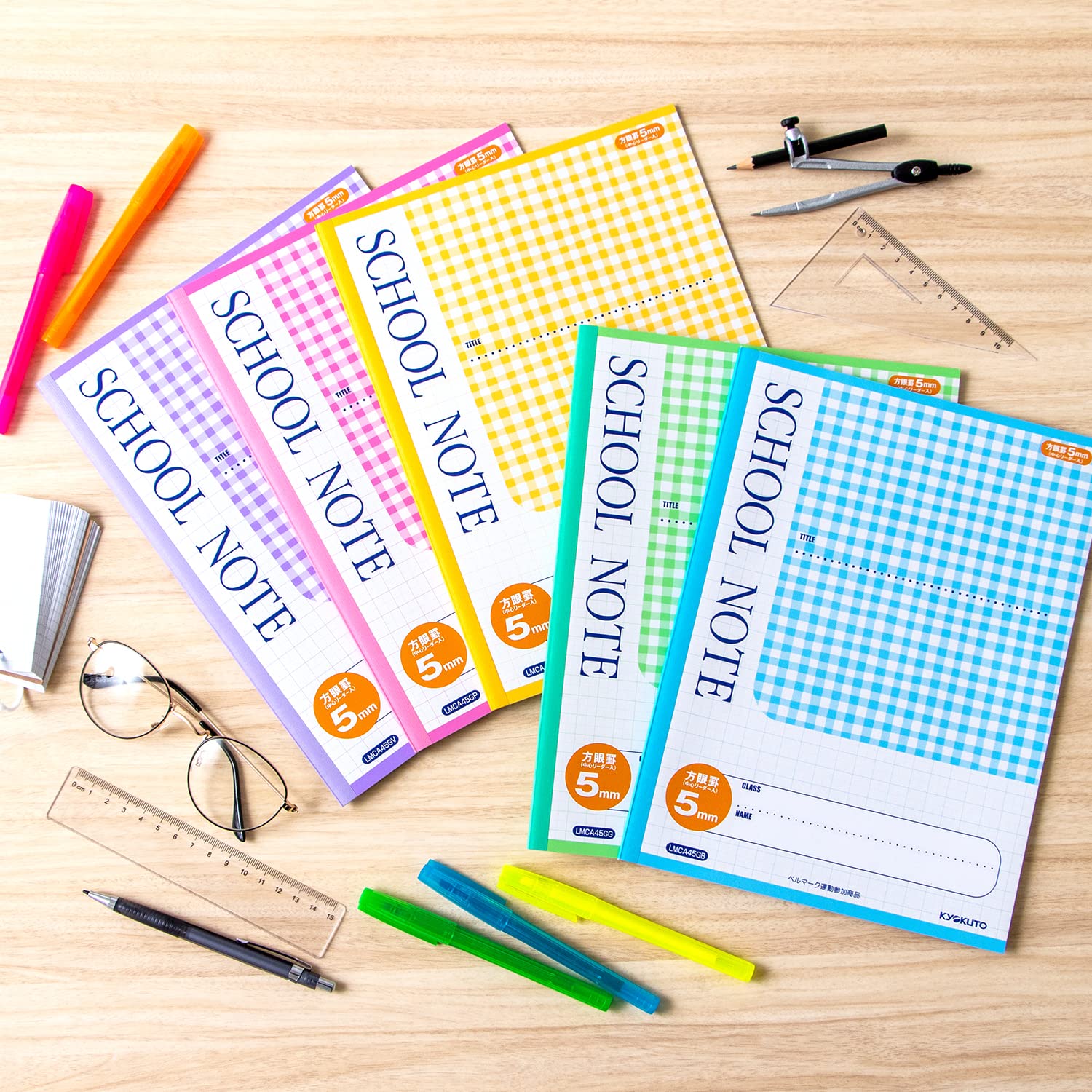 Kyokuto School Notebook 5mm Graph Semi A4 Green Check Pattern