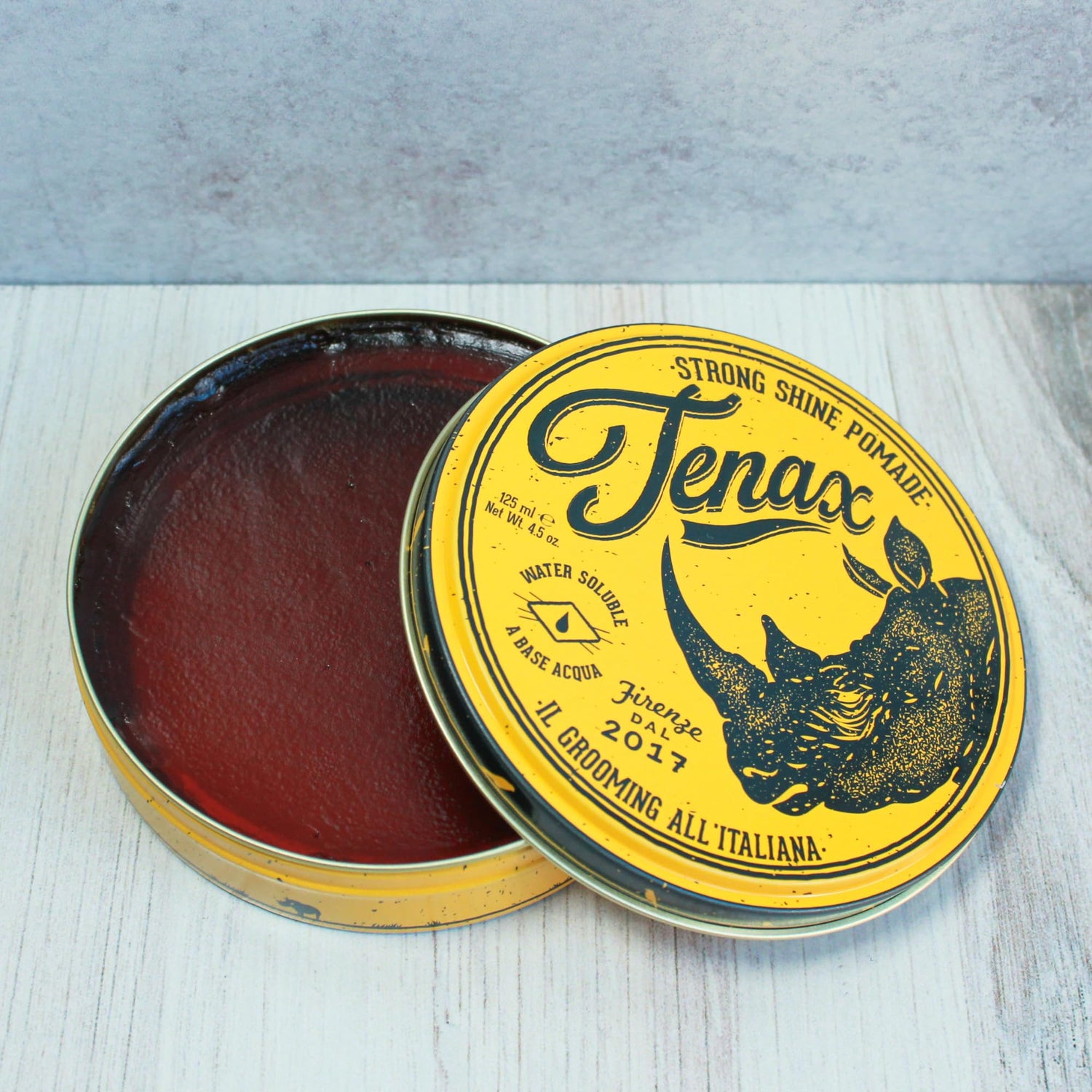 Tenax Strong Pomade 125ml with Elegant Lavender Scent for Men