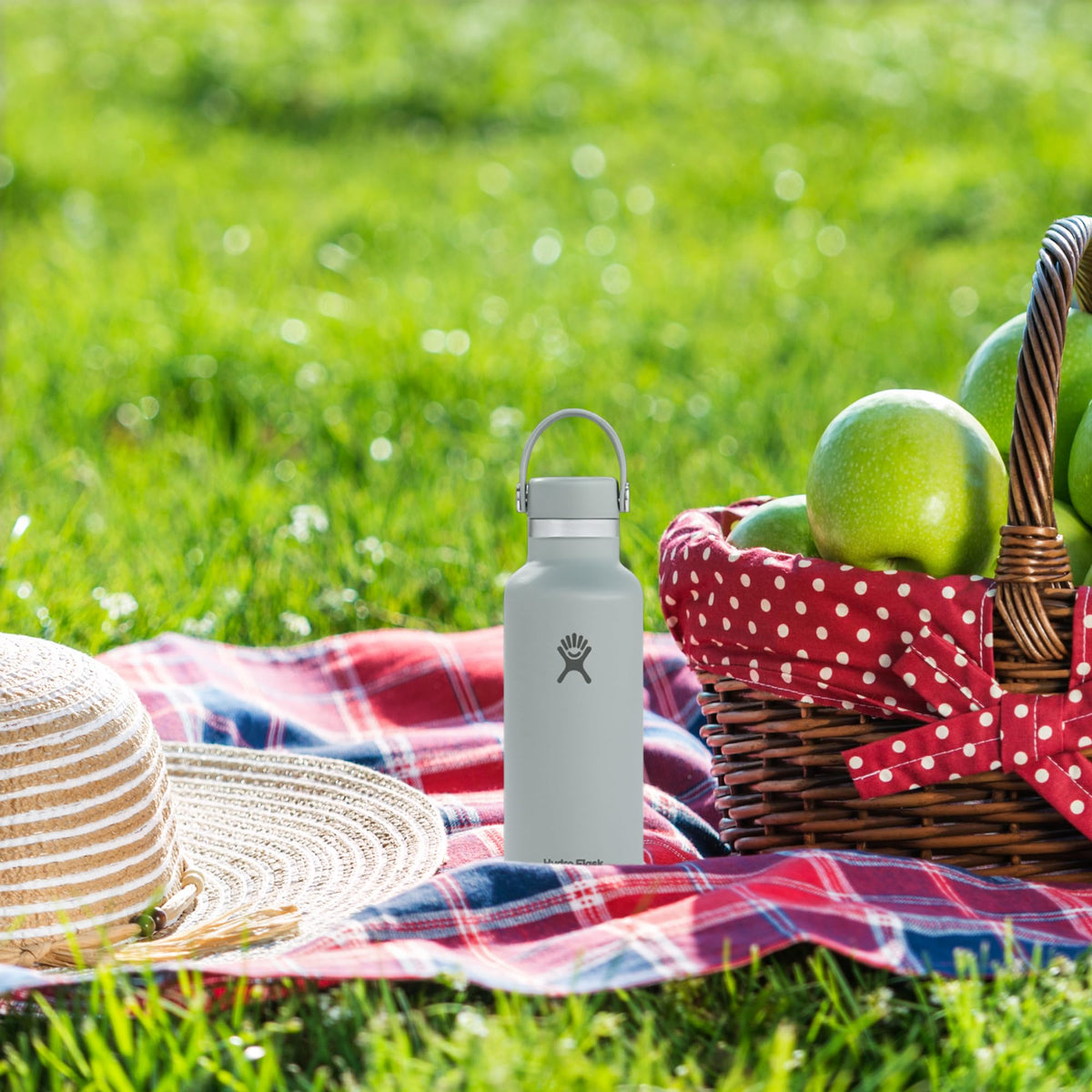 Hydro Flask Standard Mouth 18oz Water Bottle for Everyday Use