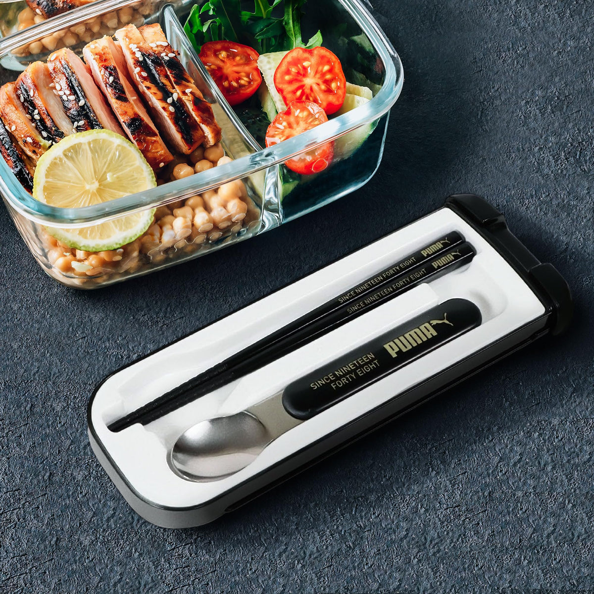Kutsuwa Kids Lunch Chopsticks and Spoon Set Compact Design