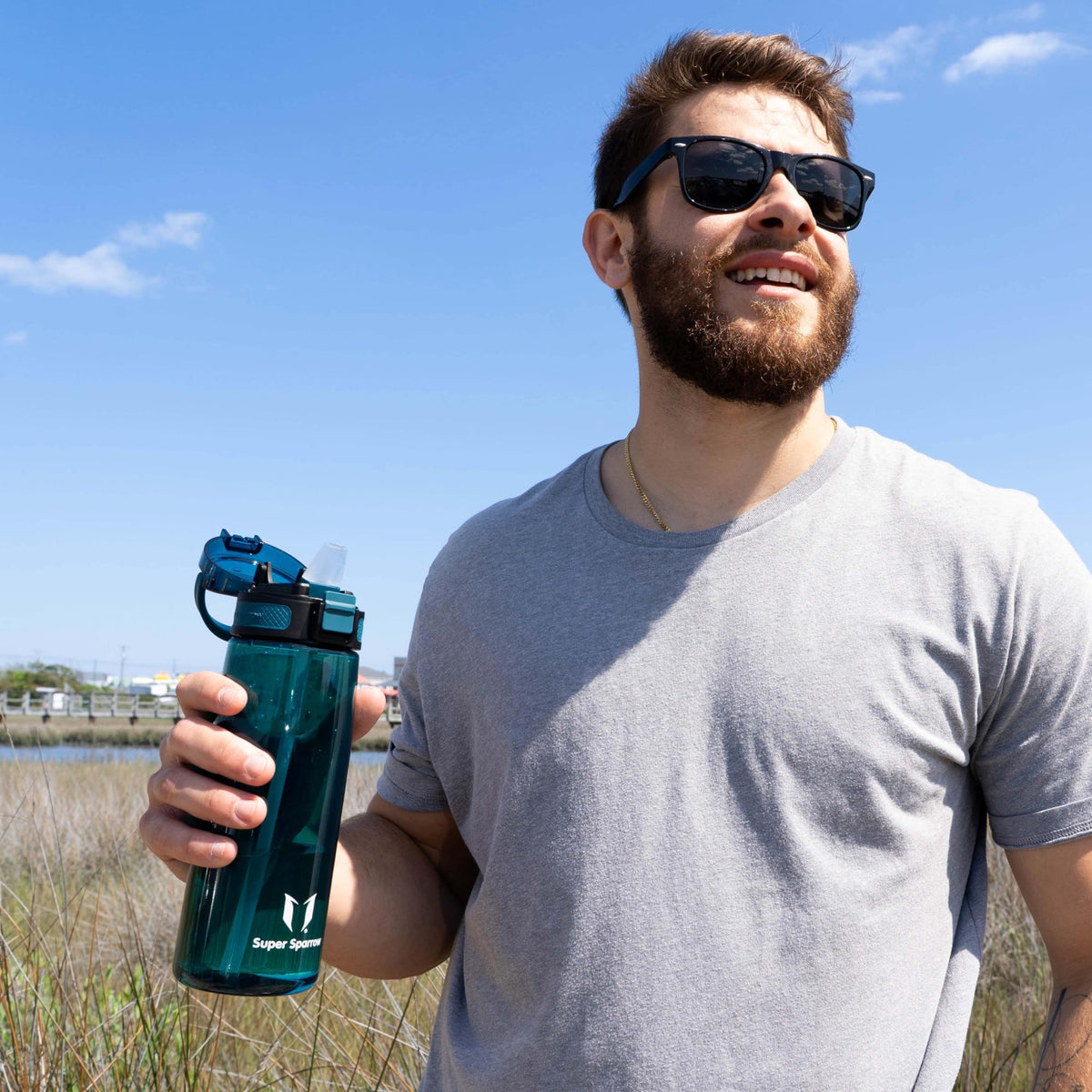 Super Sparrow Water Bottle 750ml BPA-Free with Straw