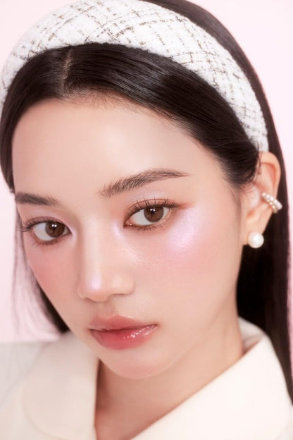 DAISY DOLL Powder Blush Bloom 21 for a Radiant Finish 7g