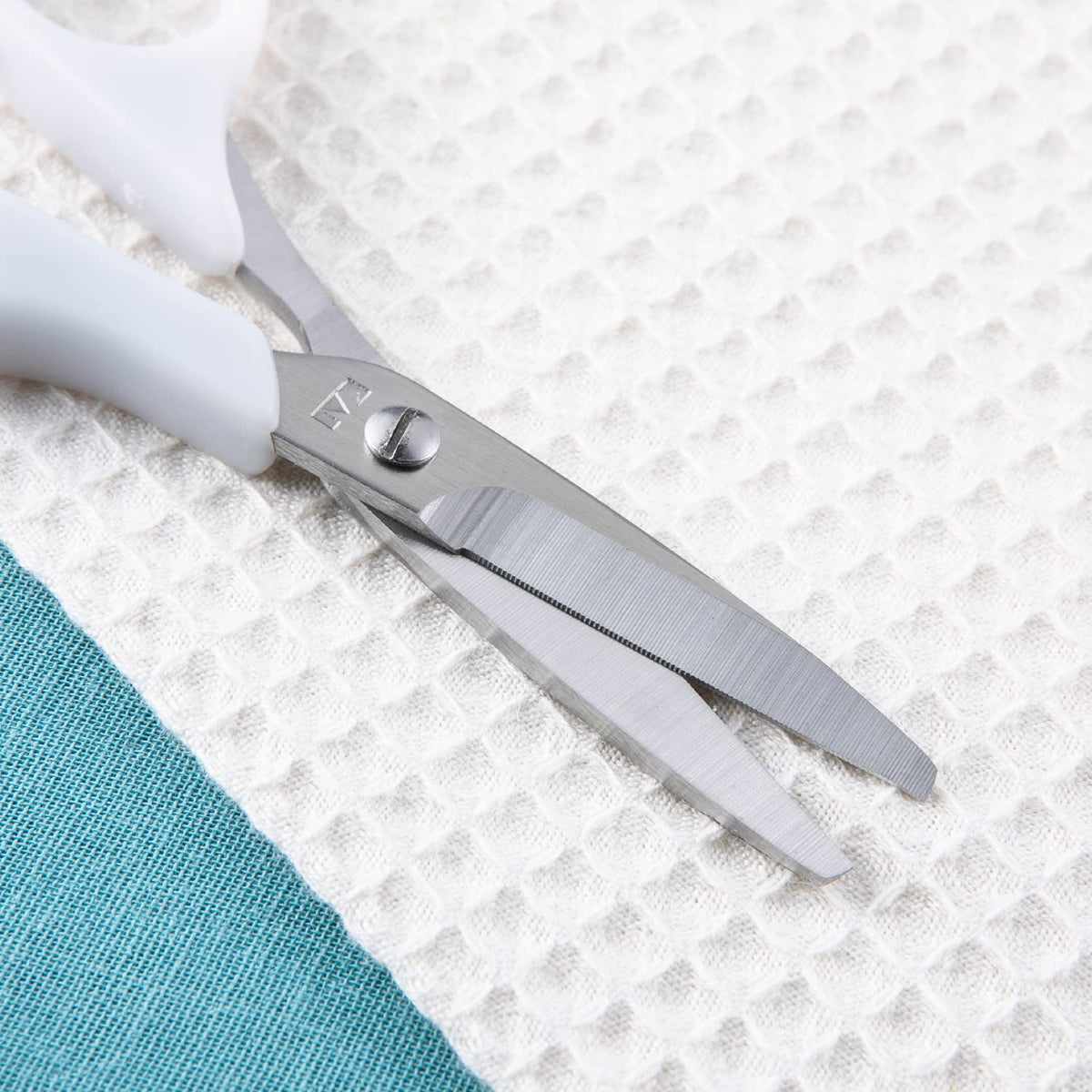 Kaijirushi Self-Cut Scissors with Haircut Manual