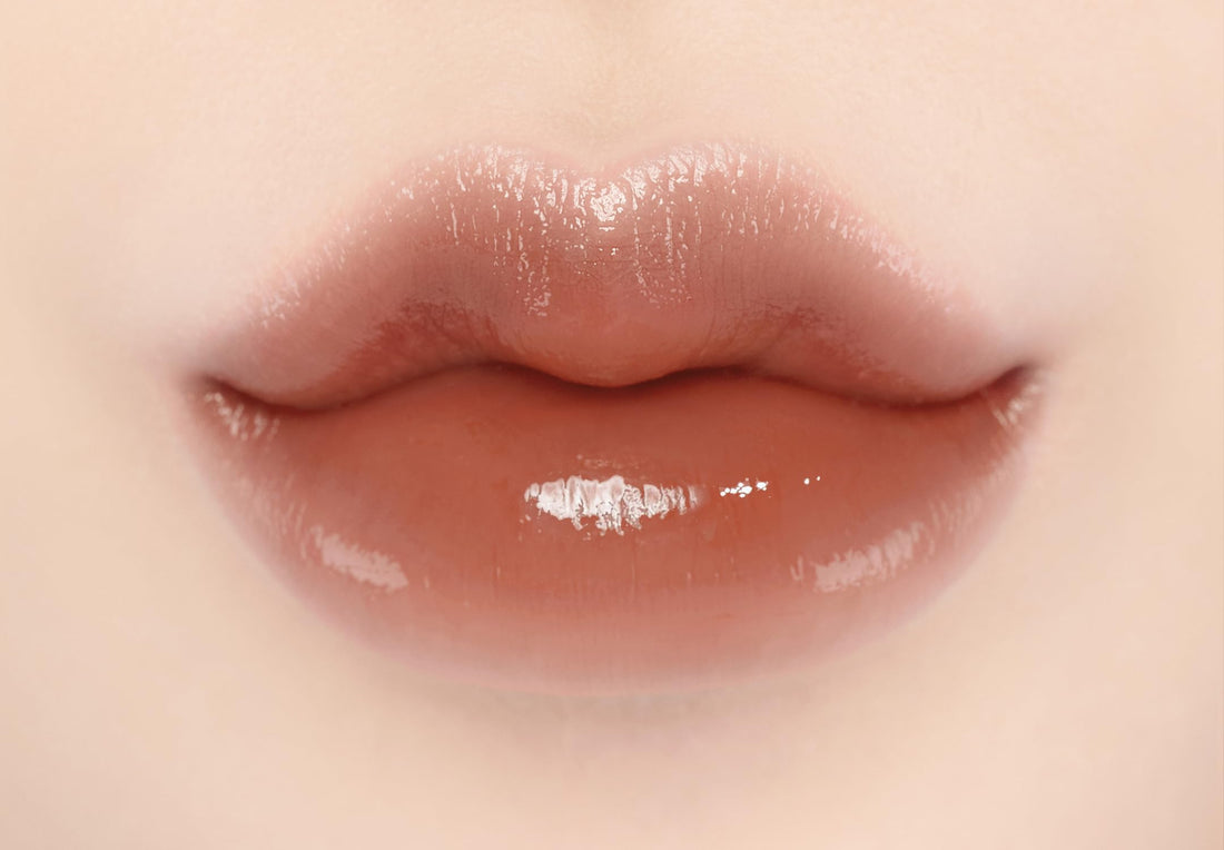 Laka Bonding Glow Lipstick Papaya 1g for a Natural Finish