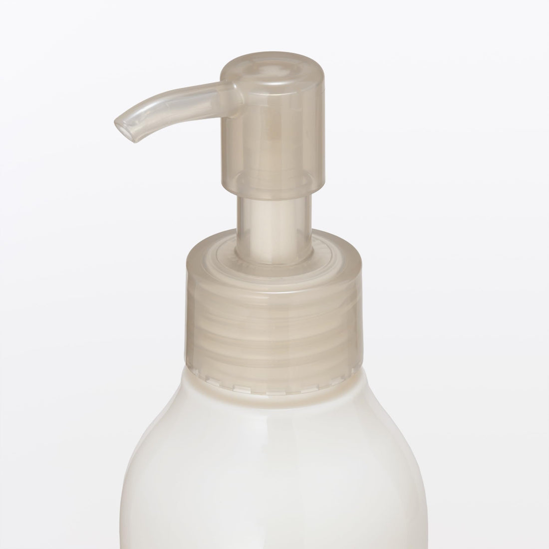 MUJI Cleansing Oil Makeup Remover 200ml for Daily Use