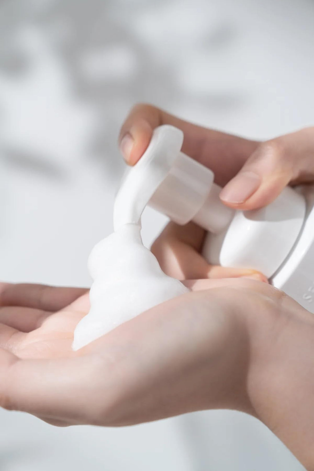 Sekkisei Gentle Wash 140mL with Meringue Foam for Japanese Skincare