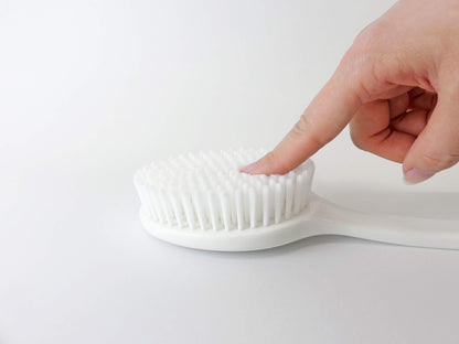 Touwasangyou Body Brush for Gentle Cleansing and Exfoliation