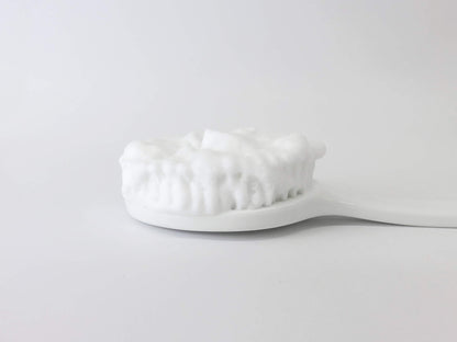 Touwasangyou Body Brush for Gentle Cleansing and Exfoliation
