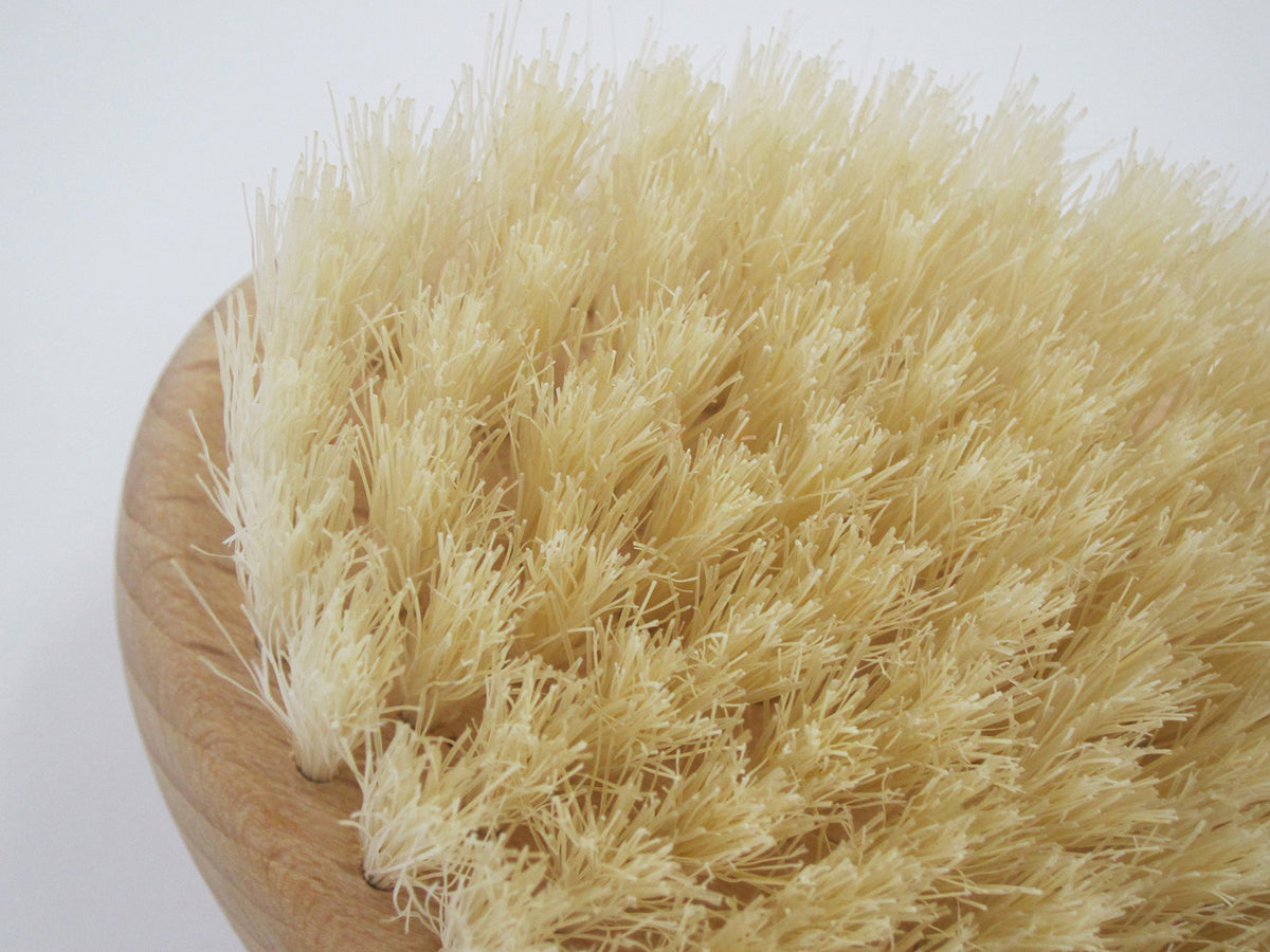 Touwasangyou Body Brush with Ergonomic Grip for Easy Back Washing