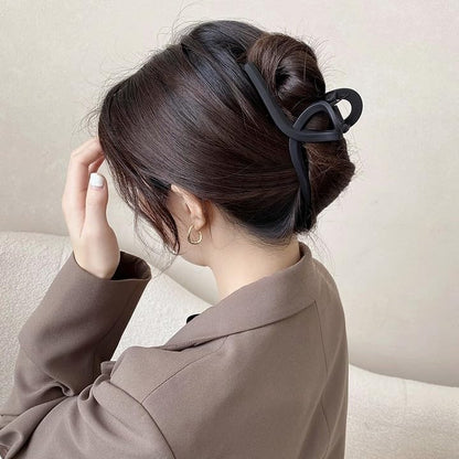 Vigetto Large Hair Clip for Thick Hair in Matte Black