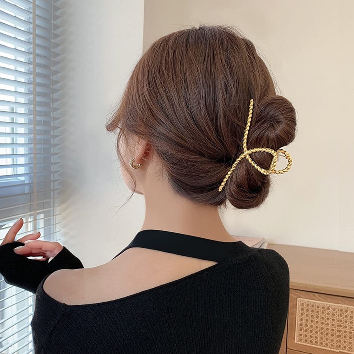 Vigetto Large Hair Clip for Thick Hair - Shiny Gold