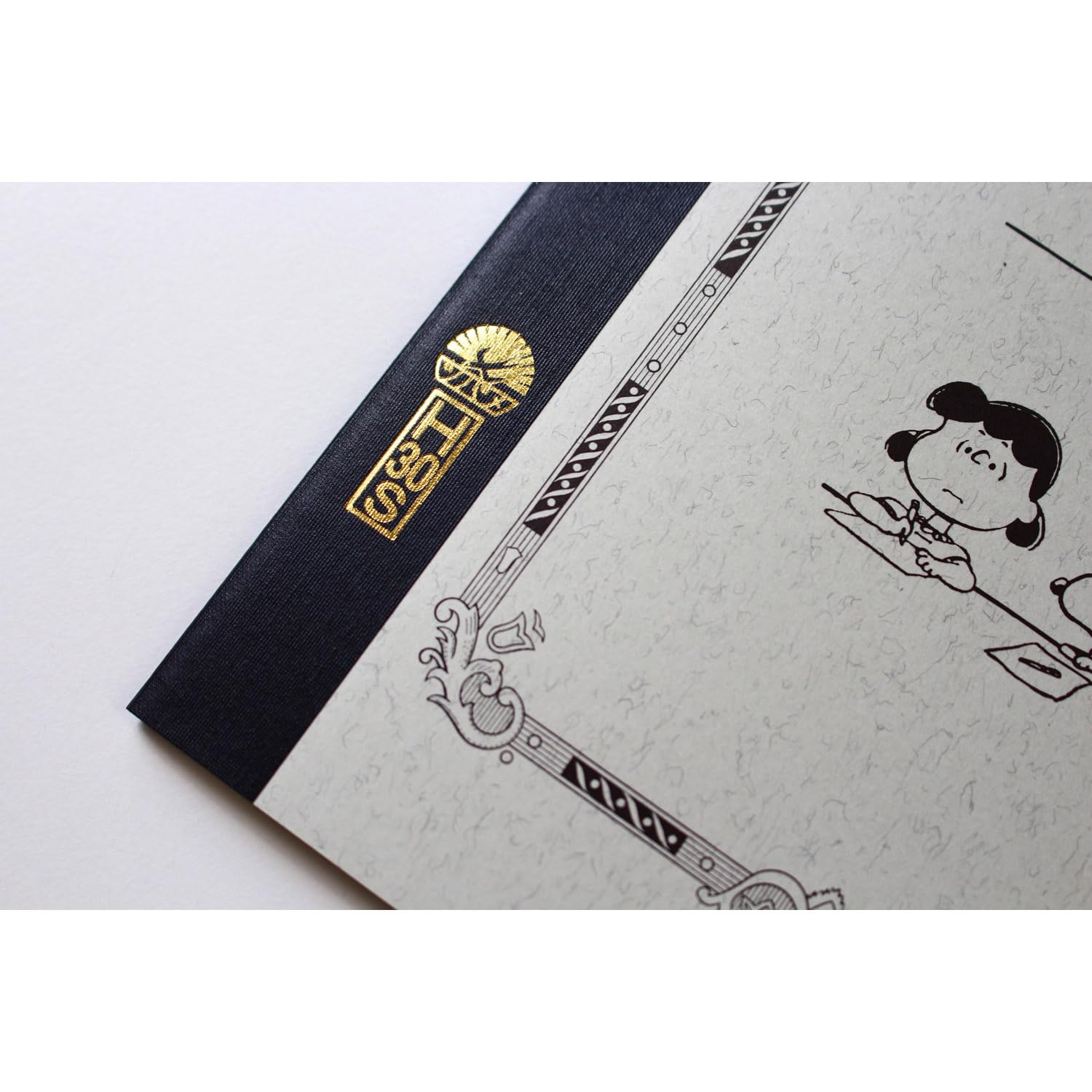 Tsubame Note A5 Horizontal Ruled Notebook Lucy &amp; Charlie Brown