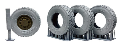 HMA Type 16 Mobile Combat Vehicle Tire and Muzzle Set for Model Kits